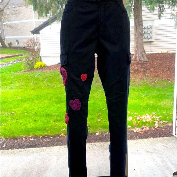 Old Navy Pants - Women’s UPCYCLED HAND CRAFTED GRANNY SQUARES Sz 14 EUC OLD NAVY ROCKSTAR